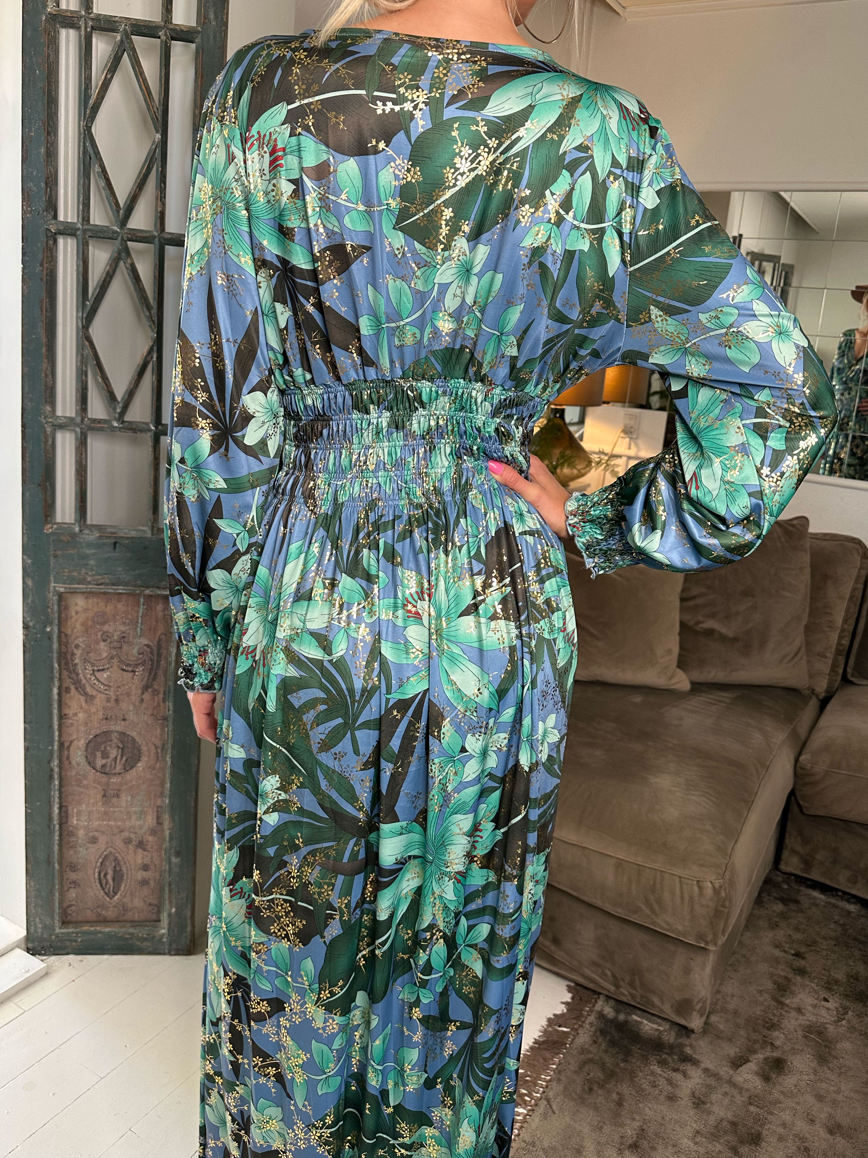 Pams L/S - Lang elastisk kjole i krølfrit stof med lange ærmer